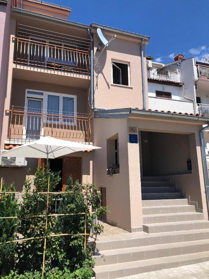 פורץ Apartment Green מראה חיצוני תמונה